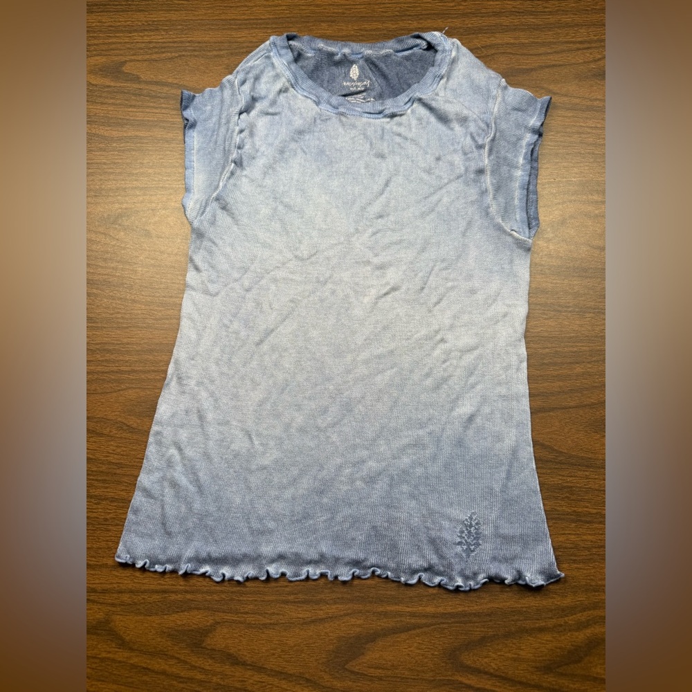Free People Movement M/L tie dye Light Blue Tee